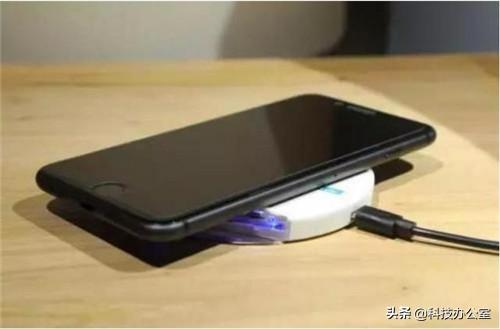 苹果充电怎么保护电池寿命，保持iPhone的电池健康的方法
