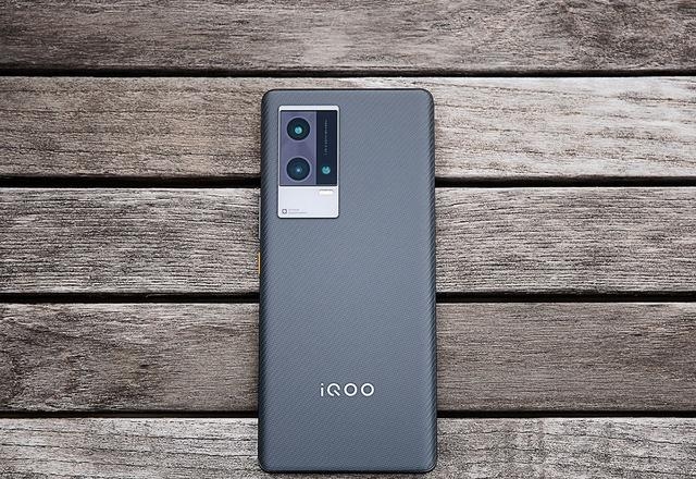 iqoo8到底值不值得买，iQOO 8的优缺点介绍
