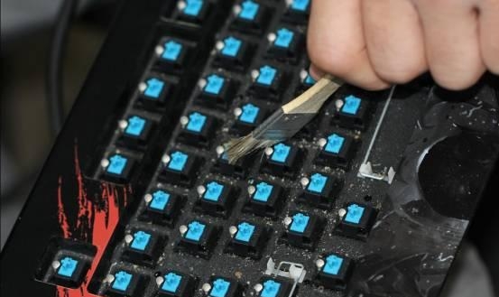 电脑机械键盘怎么清洗，快速有效的清洁机械键盘小妙招