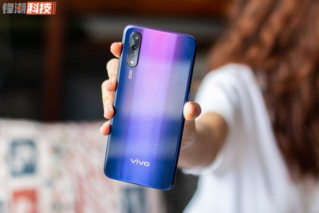 vivoz5手机怎么样，详细评测vivoZ5配置参数及图片