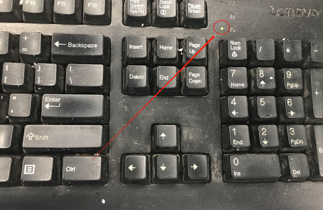 台式电脑键盘没反应怎么办，键盘灯没反应的解决方法